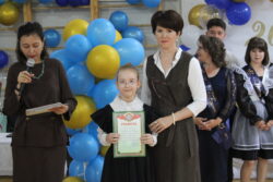 🎉 Последний звонок, экзамены и вручение аттестатов в Христианской СОШ «Наристе» 🎓📚
