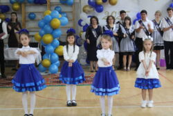 🎉 Последний звонок, экзамены и вручение аттестатов в Христианской СОШ «Наристе» 🎓📚